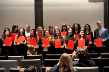 Photo de la remise de diplôme de la promotion 2024-2025 du M2 Communication et sociologie du droit et de la justice